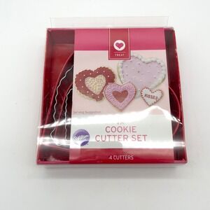 Wilton Cookie Cutter Set Heart Shaped Valentine's Day Treat 4 pc